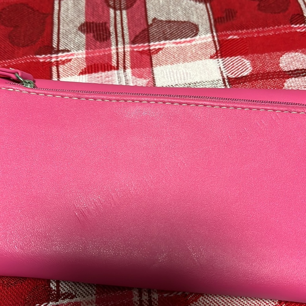 Pink Wallet - Picture 5 of 6